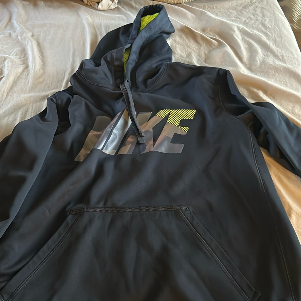 Nike sweatshirt